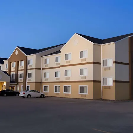 Baymont By Wyndham Salina-3